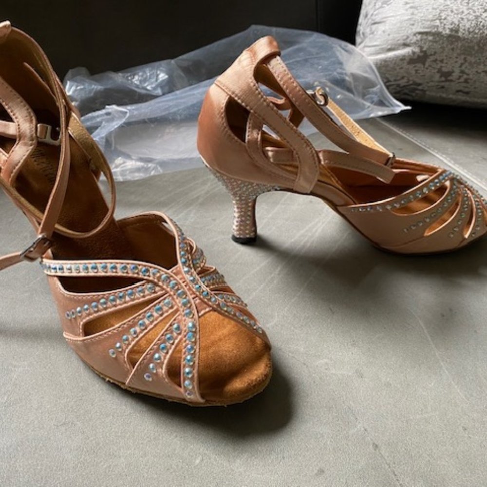 TTdancewear Women Rhinestone Ballroom Latin Salsa Dance Shoes 8.5, 3"